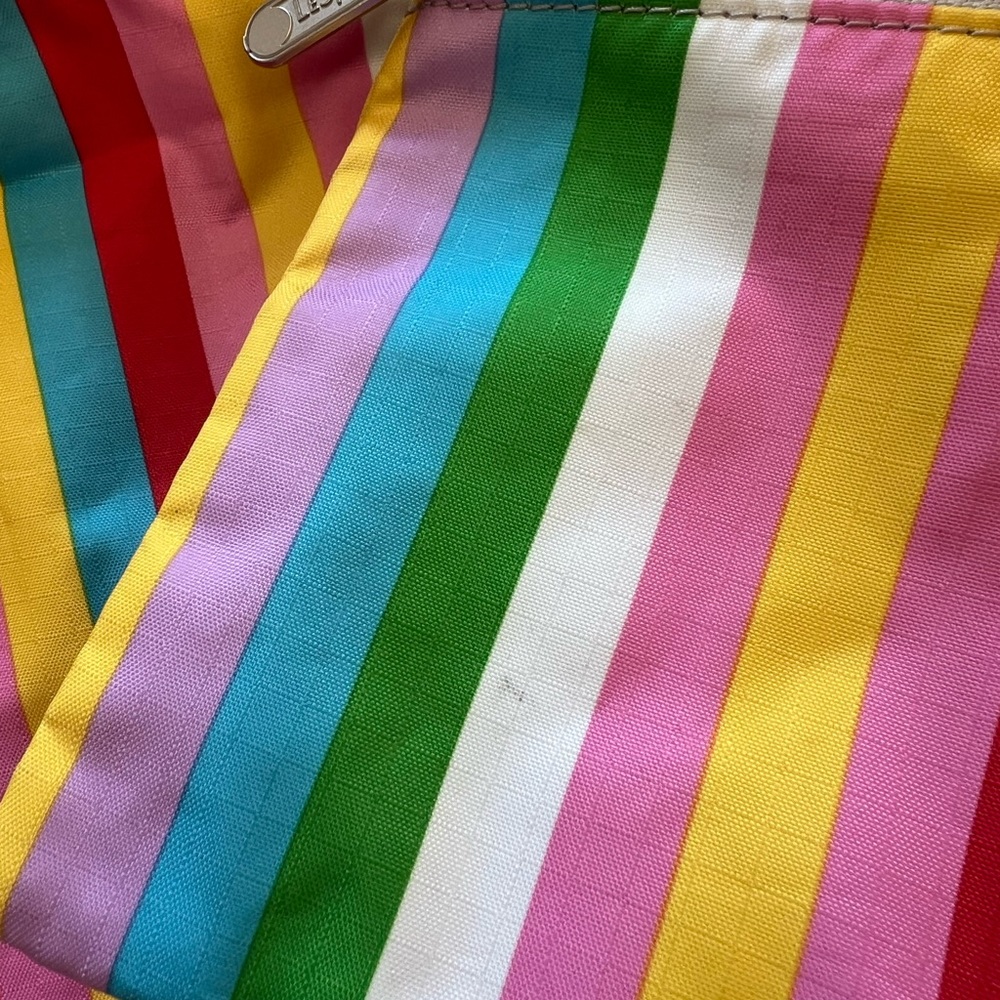 Lesportsac Classic Tote Weekender - Picture 2 of 11